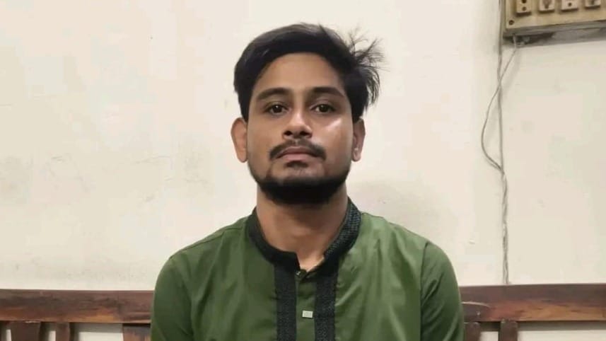 মাদকসহ গ্রেপ্তার রাবি ছাত্রদল নেতা হাসিবুর রহমান